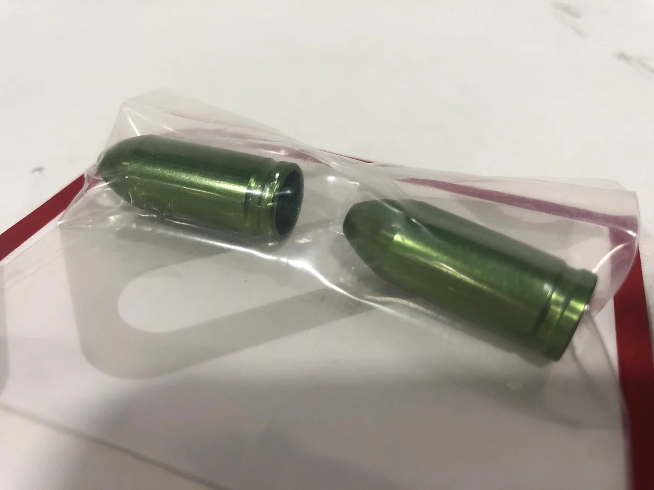 ETC Bullets Valve Caps Schraeder - Green ETC Bullets Valve Caps Schraeder - Green