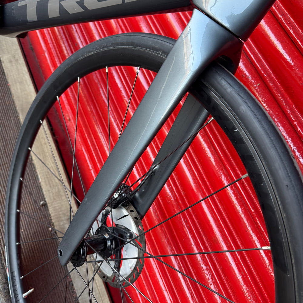 Trek Emonda SL Ultegra Carbon Disc Road Bike - 58cm — view 7