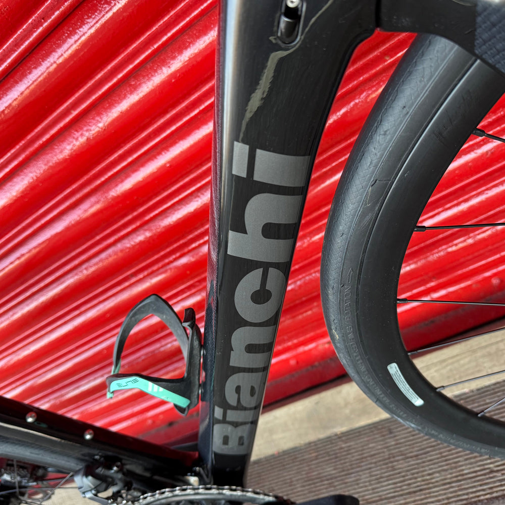 Bianchi Sprint Ultegra Di2 Carbon Disc Road Bike - 57cm — view 9