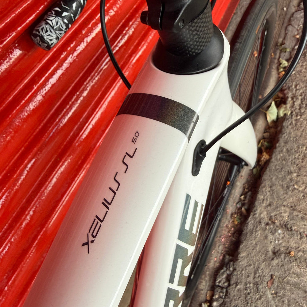 Lapierre Xelius SL 5.0 Shimano 105 Carbon Disc Road Bike - S 54cm — view 5