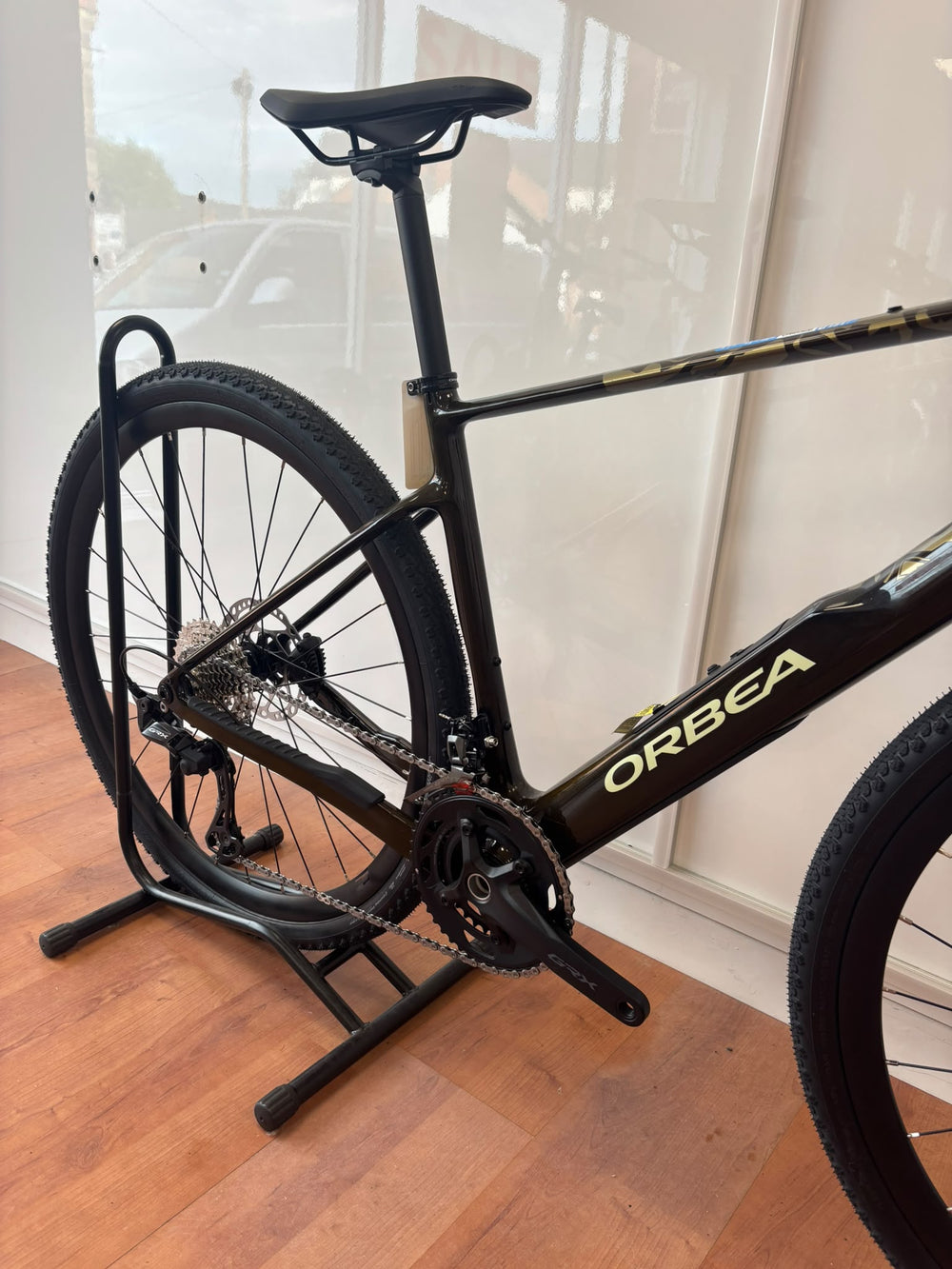 Orbea Terra M30 Shimano GRX Carbon Disc Gravel Bike - Medium — view 4