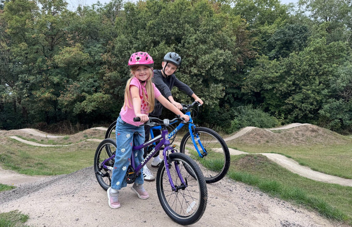 Best Kids' Hybrid Bike 20" & 24" UK 2026 | Falcon vs Shyre Hopton