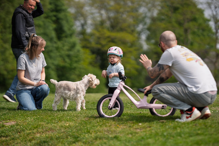 Balance Bike or Stabilisers? How to Teach a Child to Ride