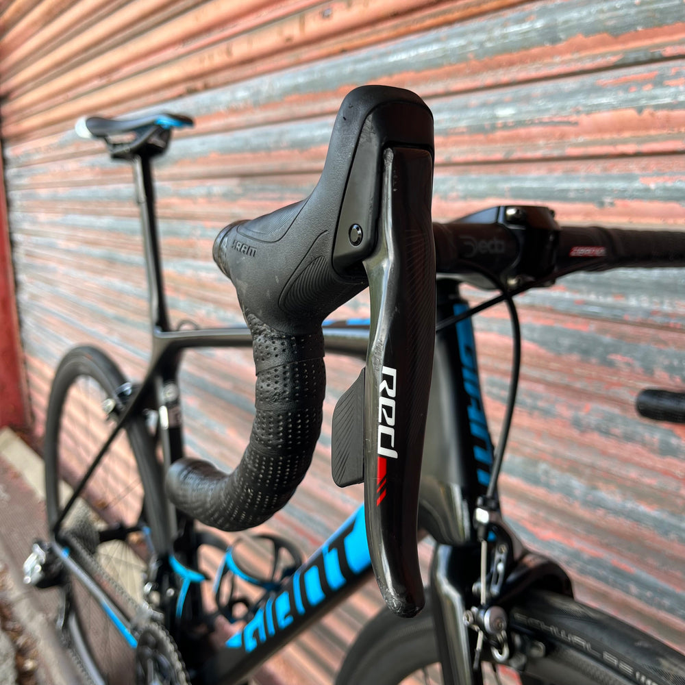 Giant TCR Advanced SL 0 SRAM eTap Carbon Road Bike - L 58cm — view 6