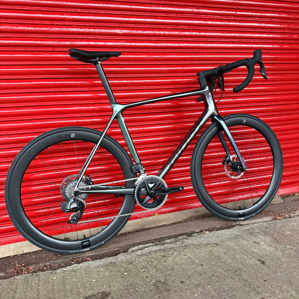 Giant TCR Advanced Pro SRAM Rival AXS Carbon Disc Road Bike - L 58cm — view 3