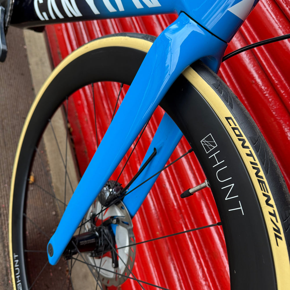 Canyon Aeroad CF SL Ultegra Di2 Carbon Disc Aero Road Bike - XL 60cm — view 6