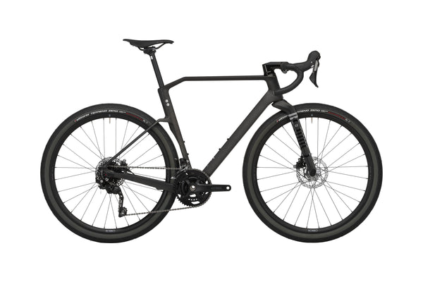 Rondo Ratt CF 2 carbon gravel bike in Black/Silver