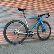 Scott Addict RC Ultimate Chaves Edition Ultegra Di2 Carbon Disc Road Bike - M 54cm — view 3