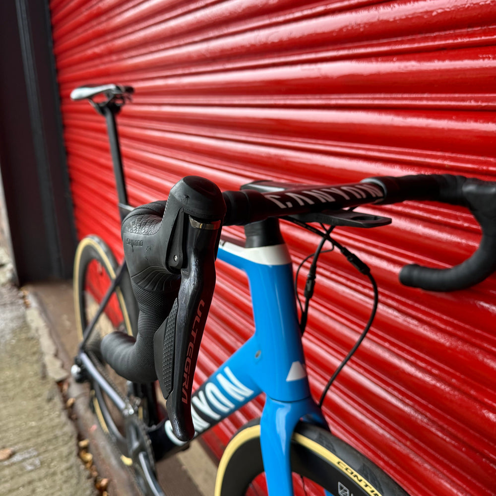 Canyon Aeroad CF SL Ultegra Di2 Carbon Disc Aero Road Bike - XL 60cm — view 4