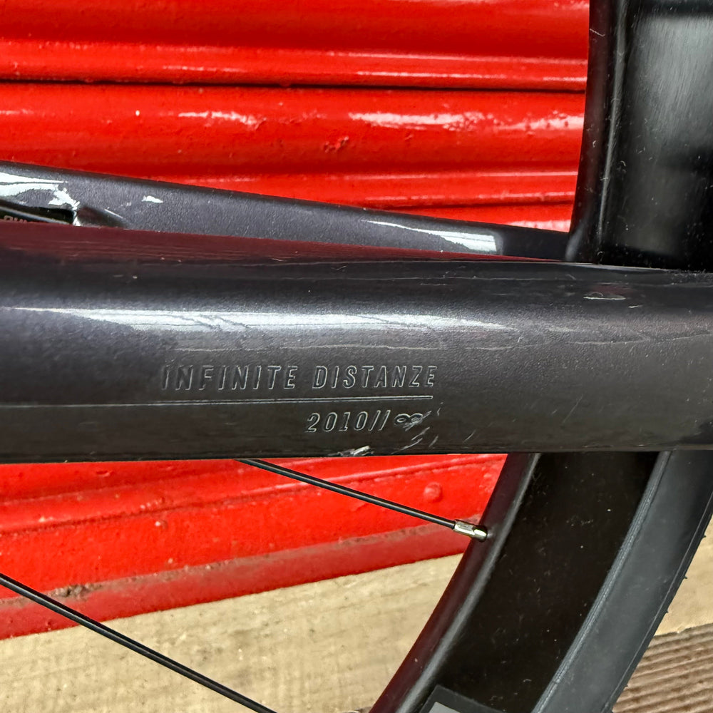 Bianchi Infinito 105 12 Speed Carbon Disc Road Bike - L 57cm — view 16