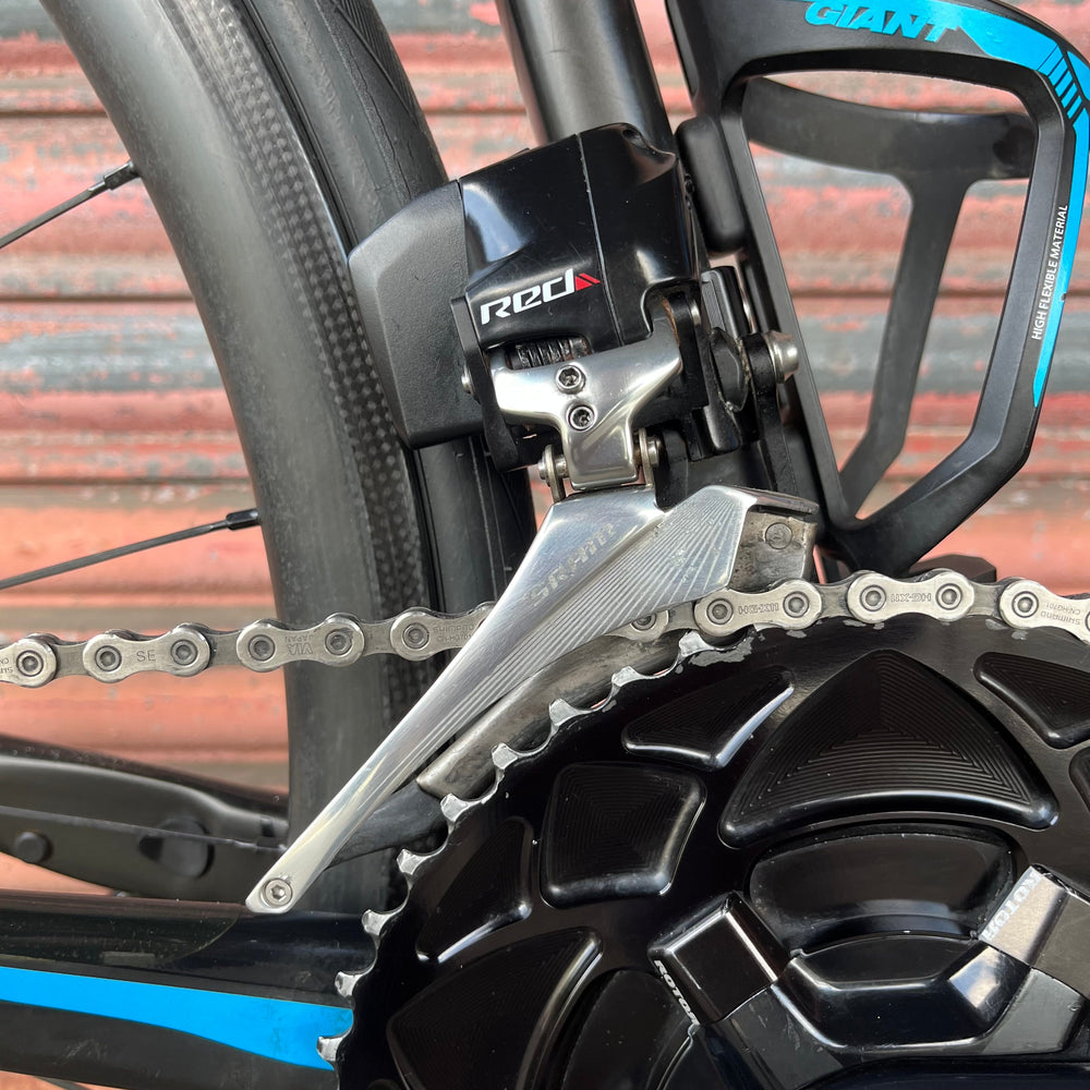 Giant TCR Advanced SL 0 SRAM eTap Carbon Road Bike - L 58cm — view 16