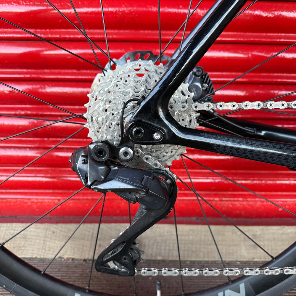 Bianchi Sprint Ultegra Di2 Carbon Disc Road Bike - 57cm — view 15