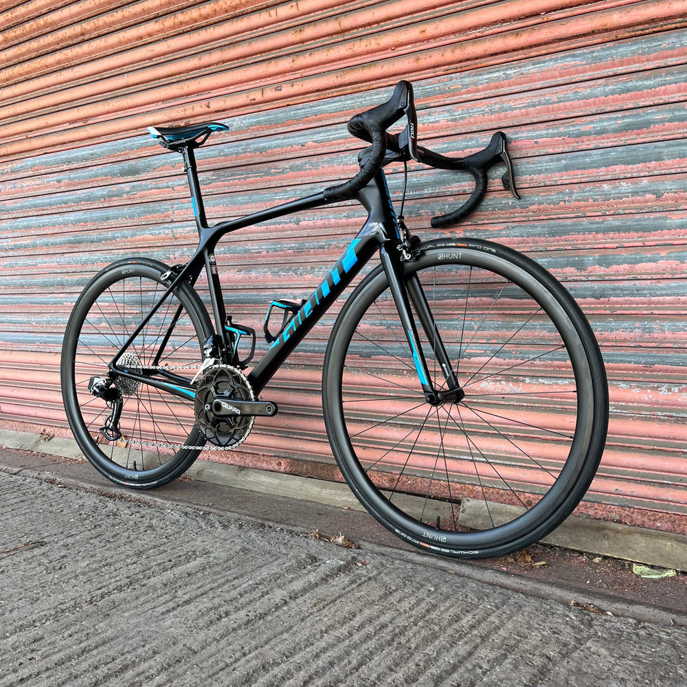 Giant TCR Advanced SL 0 SRAM eTap Carbon Road Bike - L 58cm — view 2