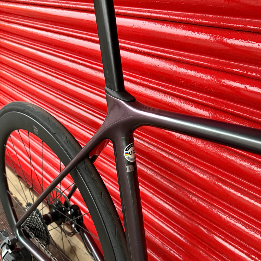Giant TCR Advanced Pro SRAM Rival AXS Carbon Disc Road Bike - L 58cm — view 10
