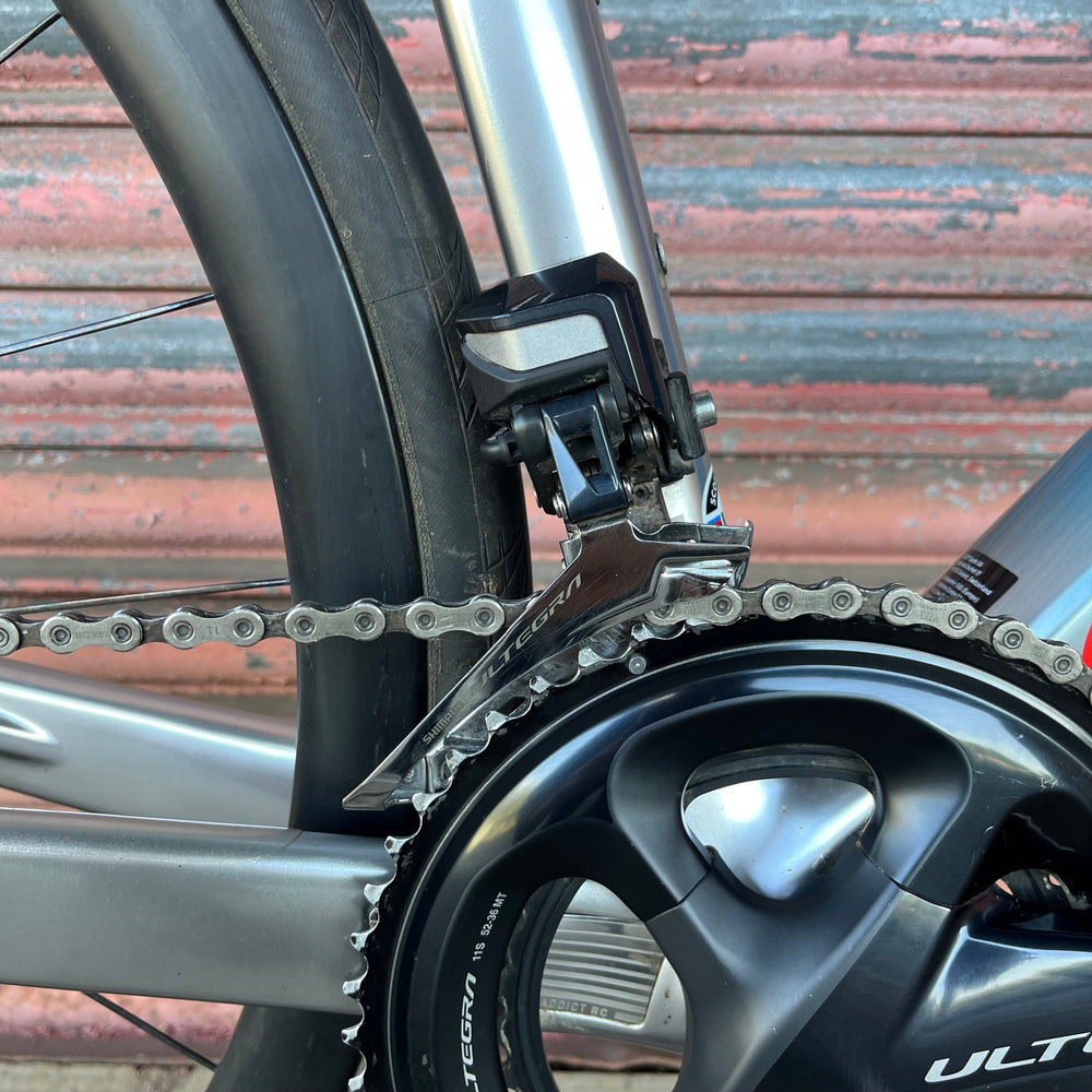 Scott Addict RC Ultimate Chaves Edition Ultegra Di2 Carbon Disc Road Bike - M 54cm — view 17