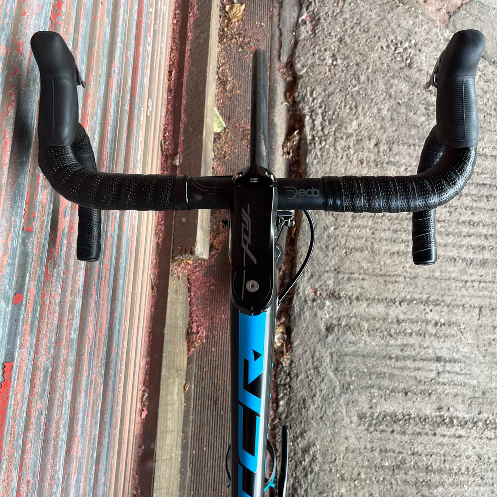 Giant TCR Advanced SL 0 SRAM eTap Carbon Road Bike - L 58cm — view 17