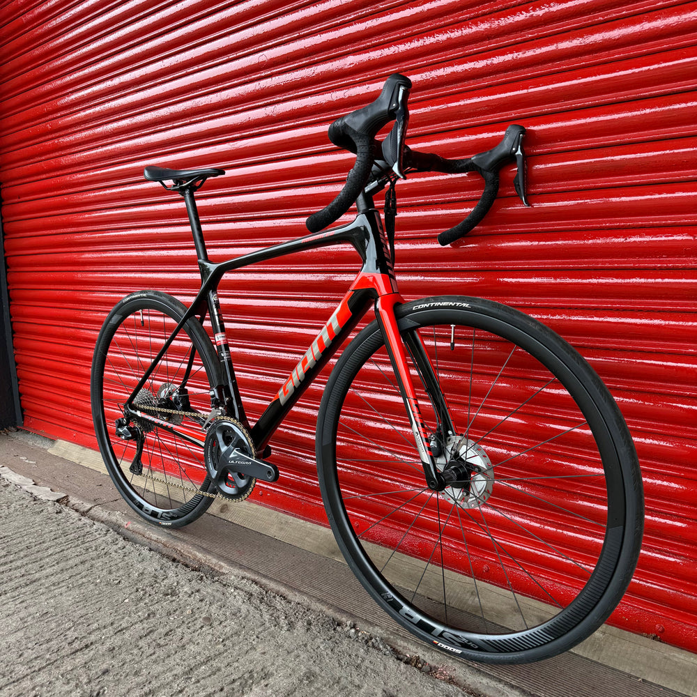 Giant TCR Advanced Pro Ultegra Di2 Carbon Disc Road Bike - ML 56cm — view 2