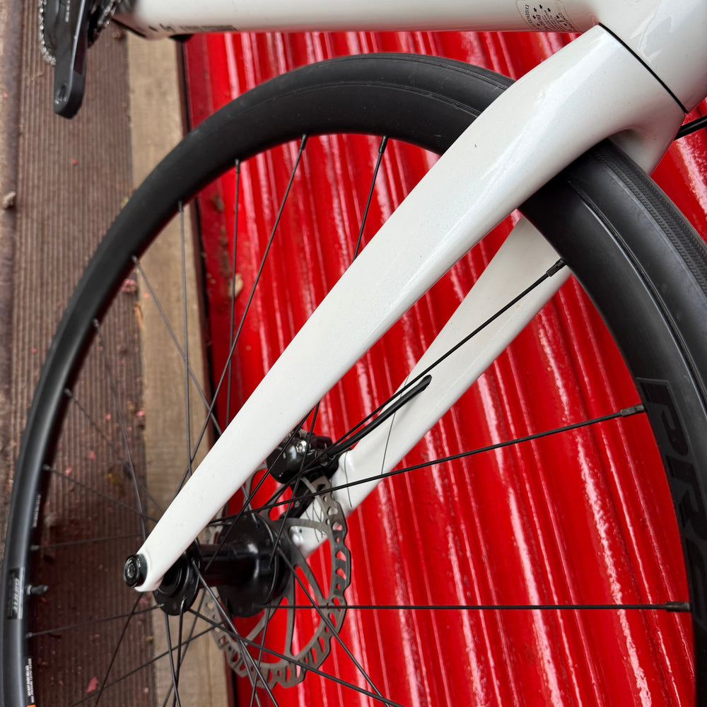 Lapierre Xelius SL 5.0 Shimano 105 Carbon Disc Road Bike - S 54cm — view 8