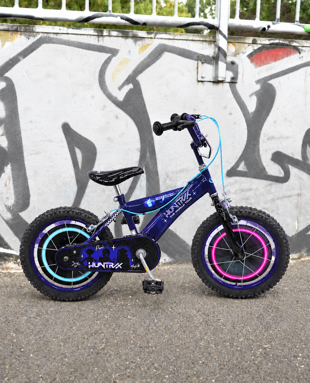 KPop Demon Hunters 16" Kids Bike — view 8