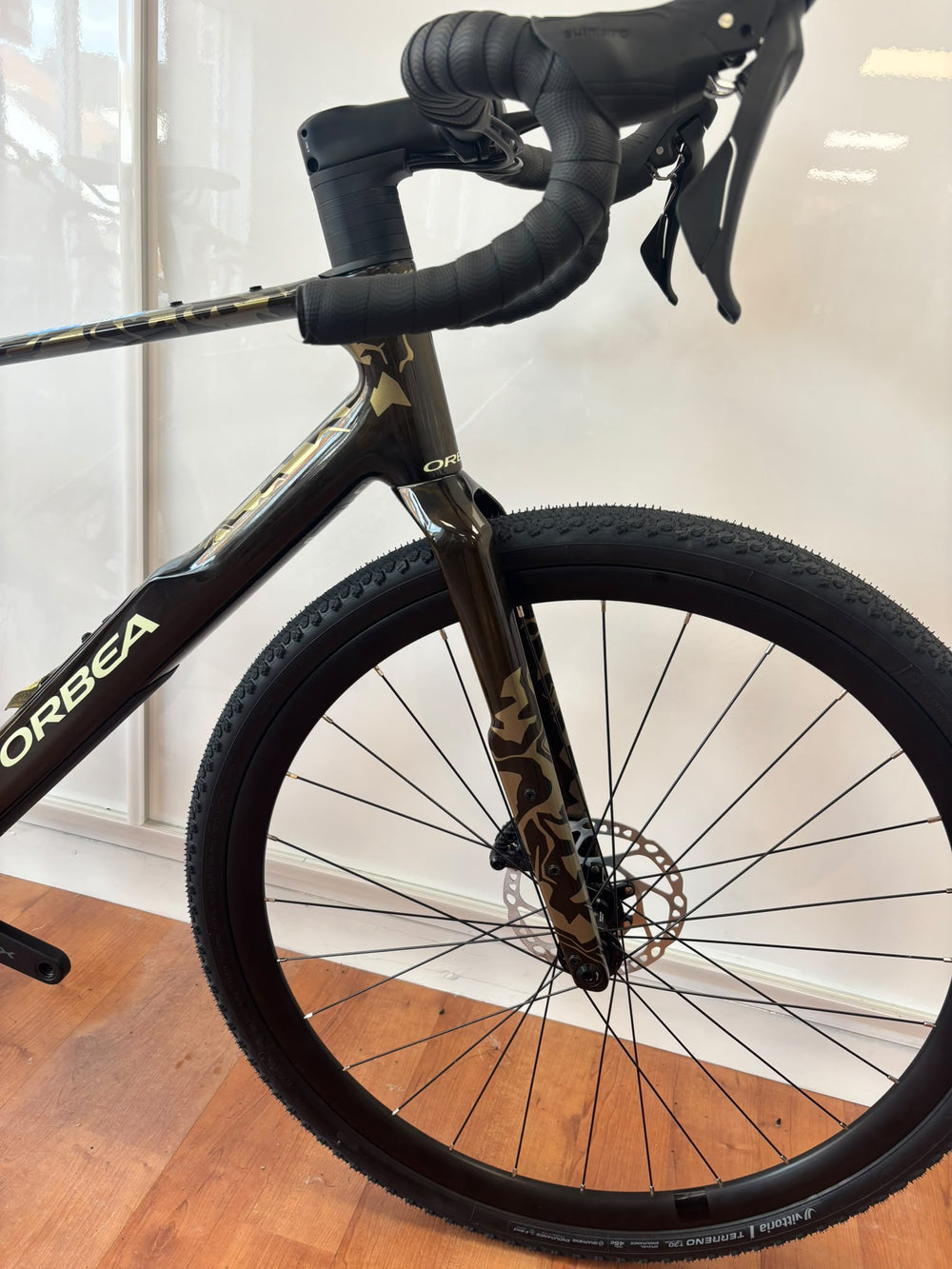 Orbea Terra M30 Shimano GRX Carbon Disc Gravel Bike - Medium — view 3