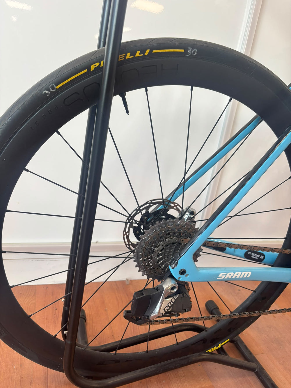 Trek Émonda SLR SRAM Red eTap AXS Carbon Disc Road Bike — view 3