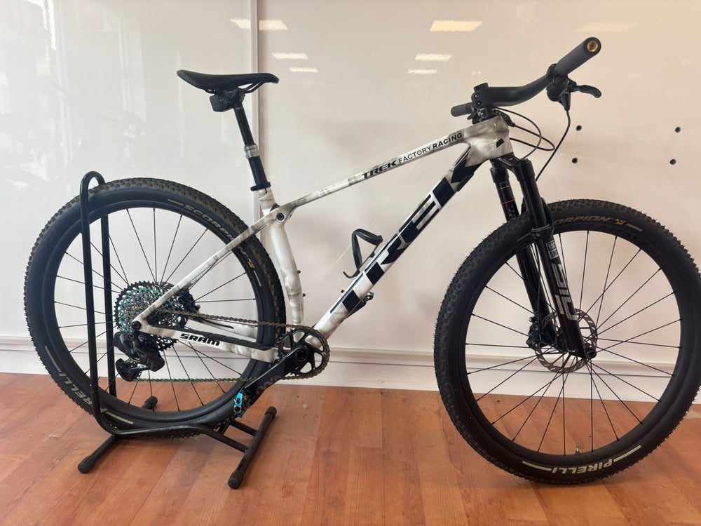 Trek Supercaliber SRAM AXS Carbon Full Suspension XC Mountain Bike - Medium — view 1