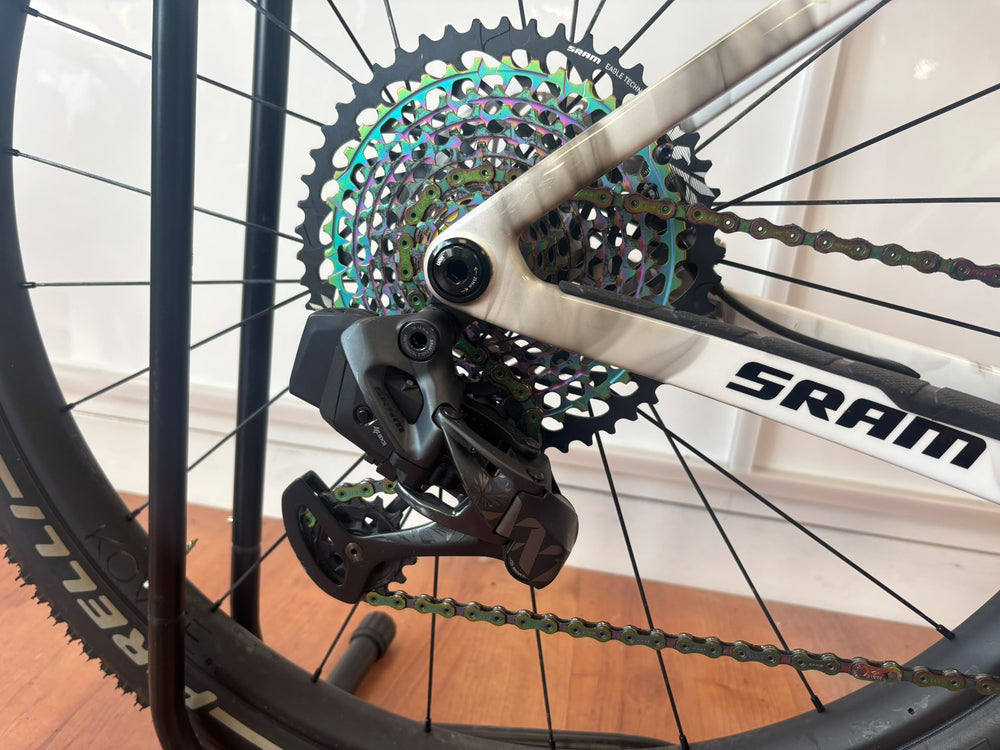 Trek Supercaliber SRAM AXS Carbon Full Suspension XC Mountain Bike - Medium — view 10