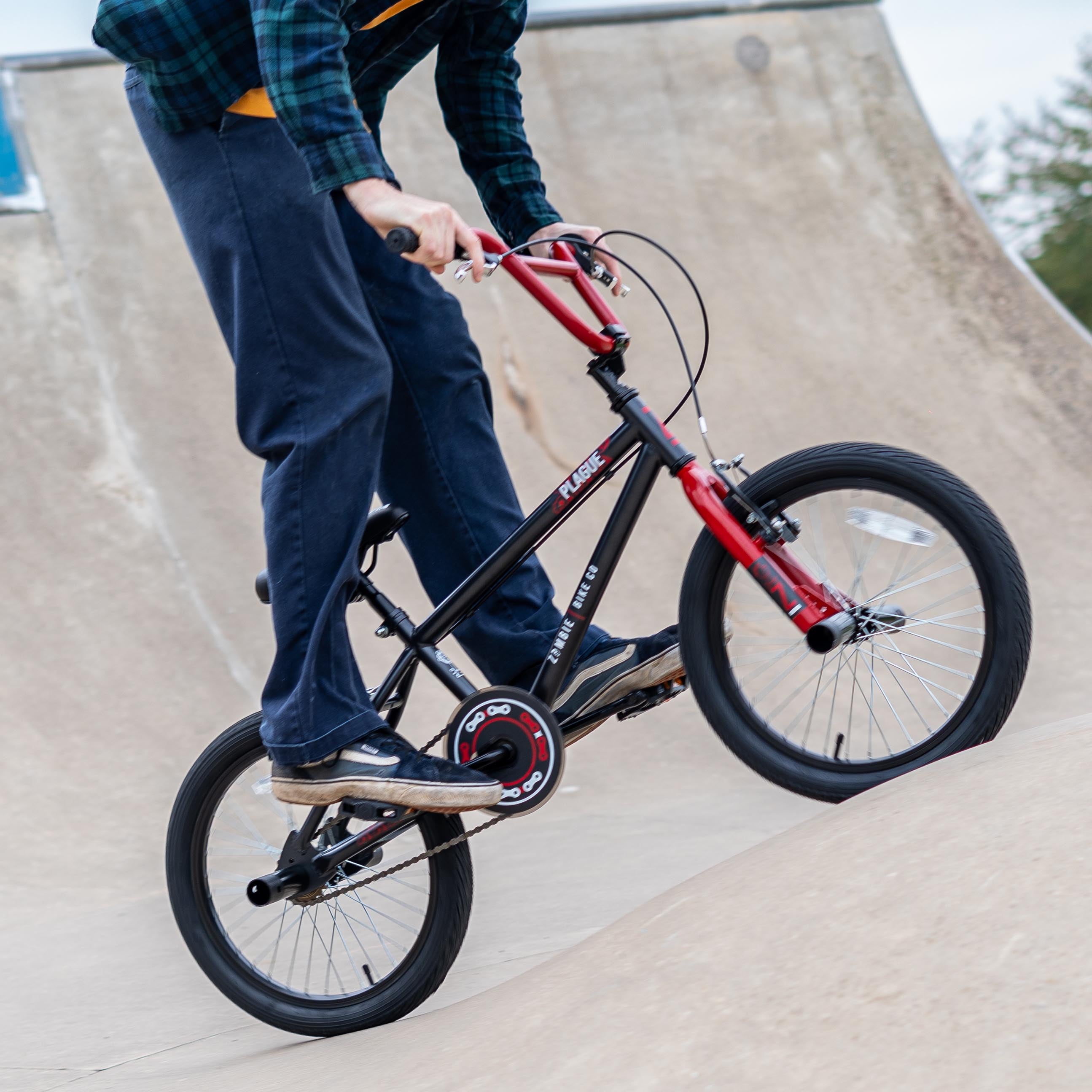 Zombie Plague Black/Red BMX Bike