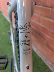 Claud Butler Ridge 1.0 - seat tube badge, Medium, 375Wh battery — view 5
