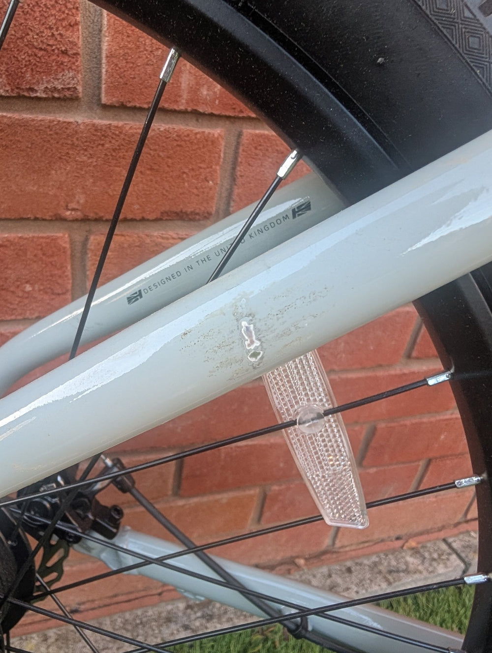 Claud Butler Ridge 1.0 - paint chip and scuffing on rear stay — view 8